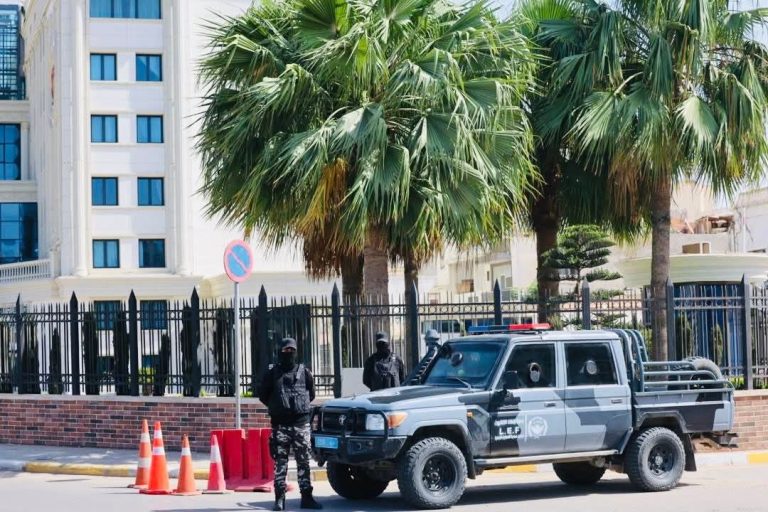 حملة أمنية واسعة في طرابلس لـ”استرجاع هيبة الدولة”